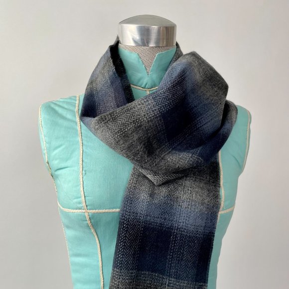 NEW V. Fraas Men's Plaid Tartan Scarf, Ultra Soft, Blue Grey - Picture 1 of 7